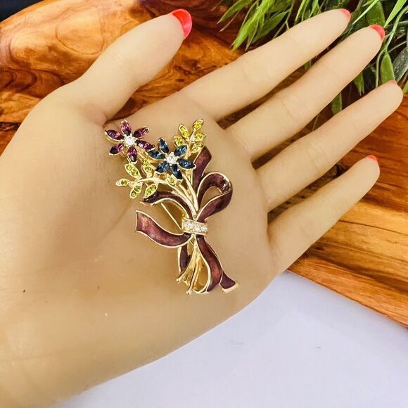 Vintage Enamel MONET Brooch Pink Blue Yellow Rhinestones Flower BOUQUET 1501 - Picture 2 of 7